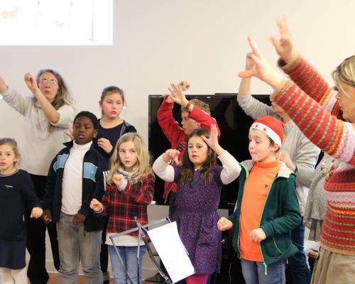 1612_Caté chante Noël résidence MDV 20