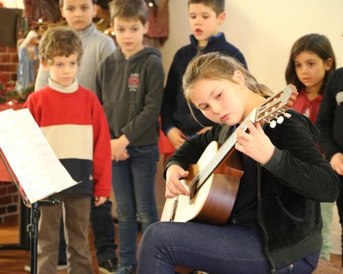 1612_Caté chante Noël résidence MDV 21