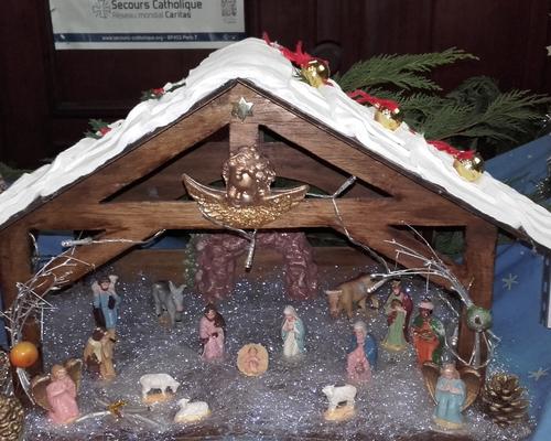 Une famille d'Odomez : crèche des années 50