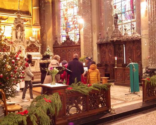 dans le choeur