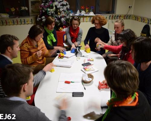 groupe autour du jeu