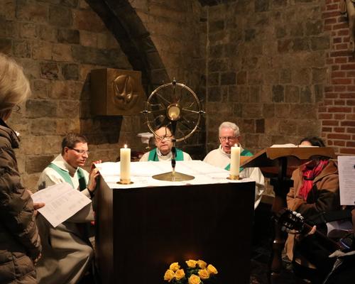 1701_Laudes Messe Adoration 23