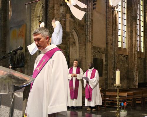 1702_Onction des malades (église ND) 16