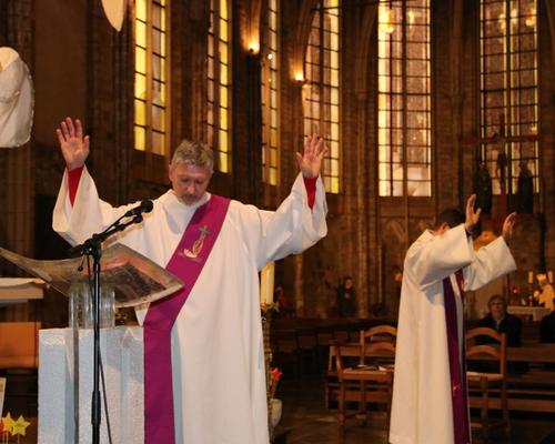 1702_Onction des malades (église ND) 25