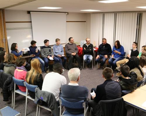 1702_Avec les confirmands 18