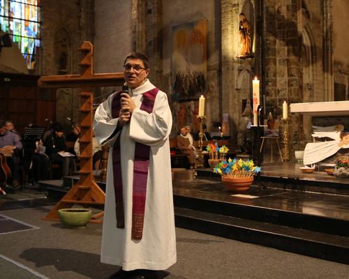 1702_Messe des familles en deuil 12
