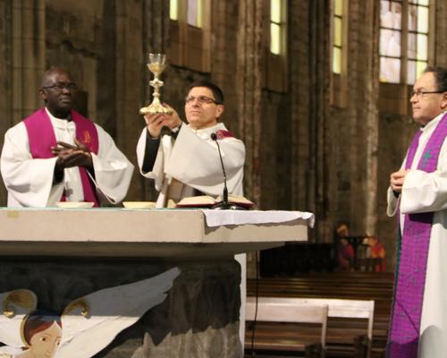 1702_Messe des familles en deuil 43