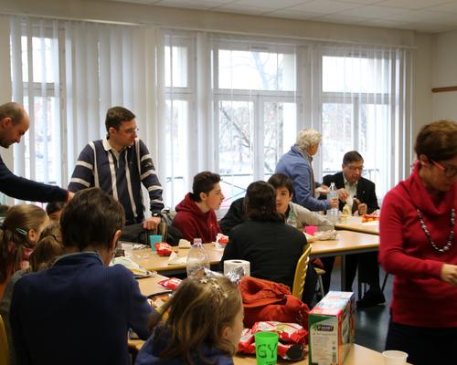 1702_Repas avec les END 13