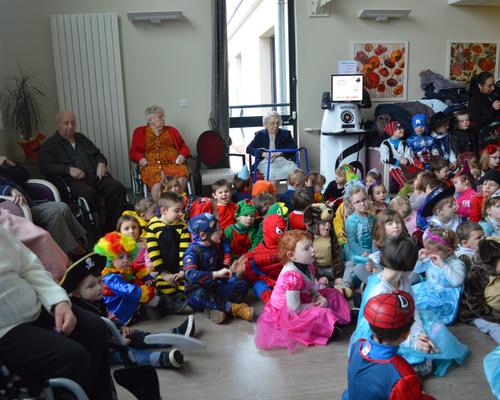 carnaval/maison de retraite  16