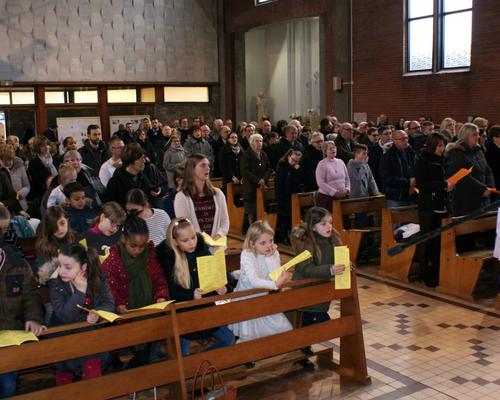 2017-02-05 - Messe familles - 1e#re communion SC -