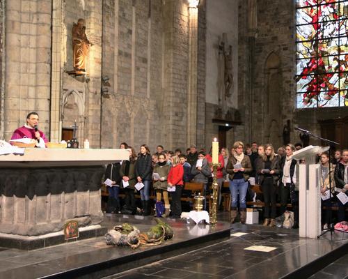 1703_Remise de la Croix 12