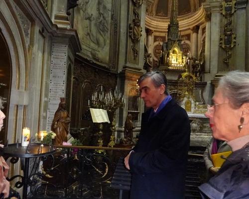 L'ambassadeur et son épouse à la chapelle ND de Grâce avec la célèbre Icône et statue de Ste Elisabeth