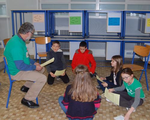 l'équipe de lecteurs en pleine préparation
