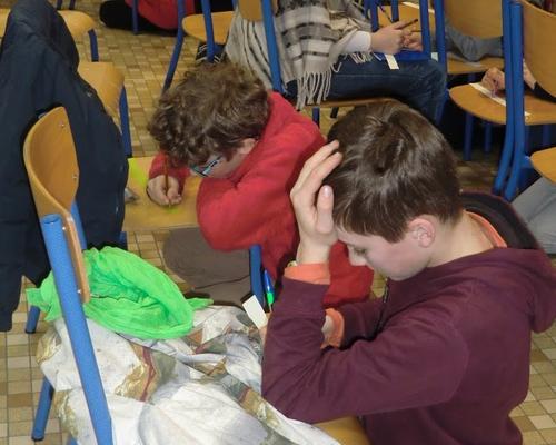 on s'y met tous , un anneau des tentations par jeune ou animateur présent ! (2)