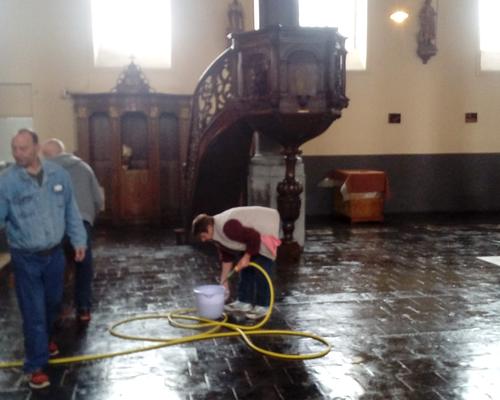2017-04-06 - Nettoyage de l'e#glise de Gognies-Cha