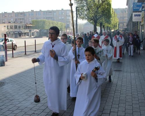 Sur la place d'Armes...