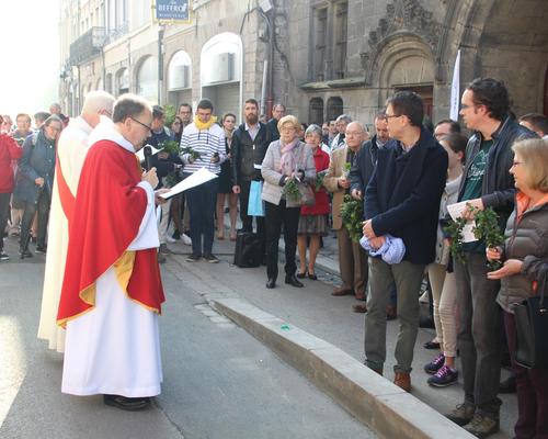 Sous le beffroi...