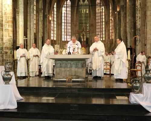 1704_Messe Chrismale 77