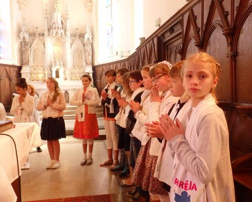 communion (124)
