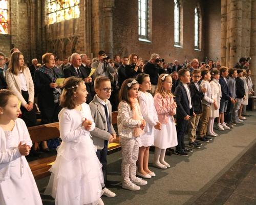 1705_1ères communions (Ecole de la Ste-Union) 5