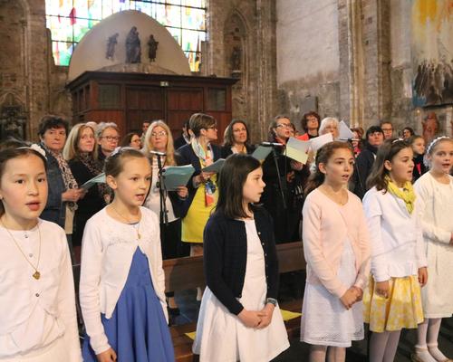 1705_1ères communions (Ecole de la Ste-Union) 8