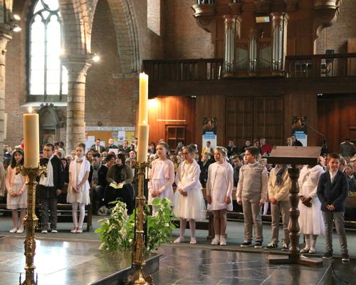 1705_1ères communions (Ecole de la Ste-Union) 20
