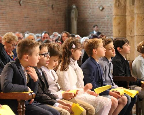 1705_1ères communions (Ecole de la Ste-Union) 32