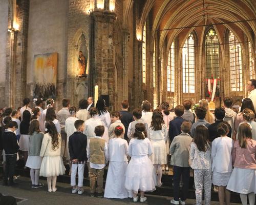 1705_1ères communions (Ecole de la Ste-Union) 96