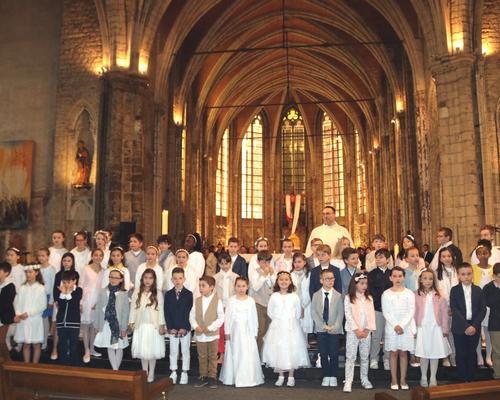 1705_1ères communions (Ecole de la Ste-Union) 98