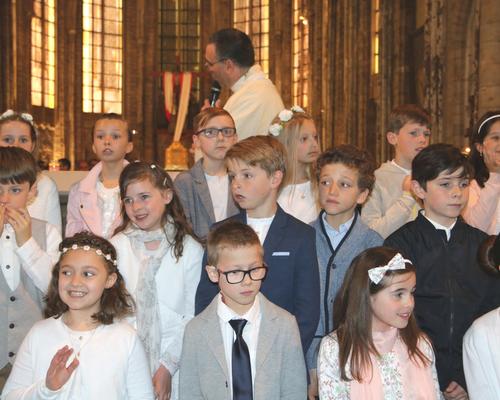 1705_1ères communions (Ecole de la Ste-Union) 101
