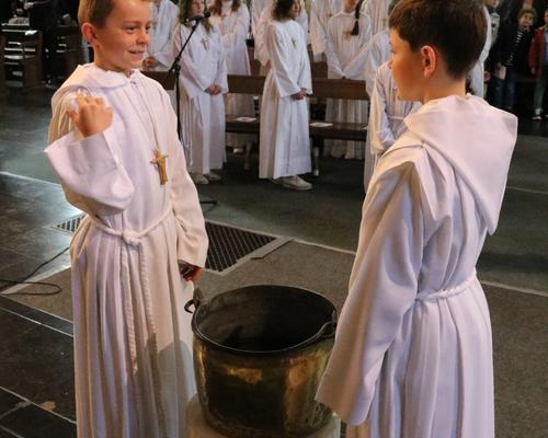 1705_Professions de foi (St-Jean-GrA) 34