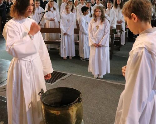 1705_Professions de foi (St-Jean-GrA) 37