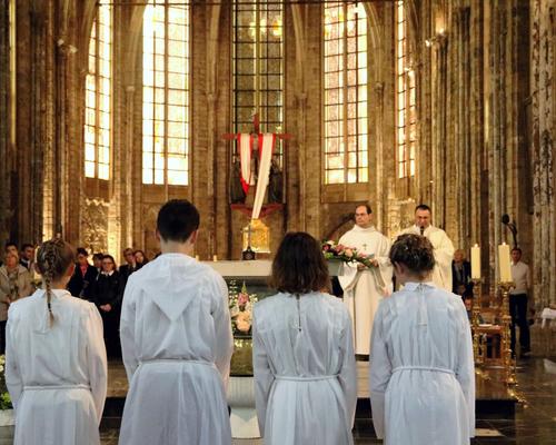 1705_Professions de foi (St-Jean-GrA) 94