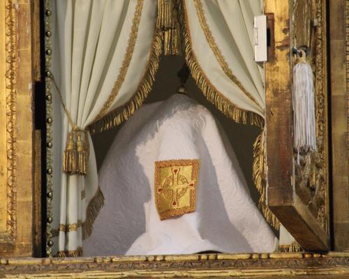 Au tabernacle...