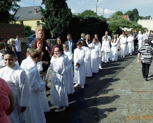04 Juin 2017 Profession de Foi (9)