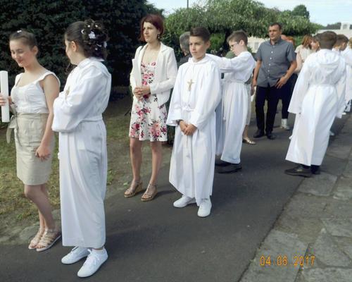 04 Juin 2017 Profession de Foi (17)