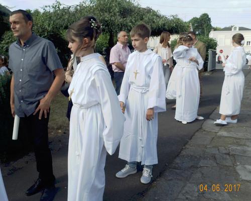04 Juin 2017 Profession de Foi (18)
