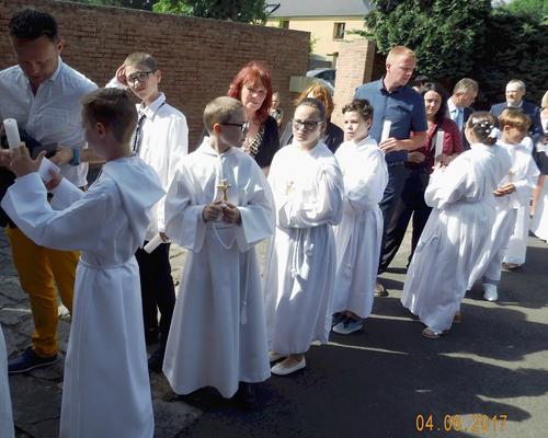 04 Juin 2017 Profession de Foi (65)