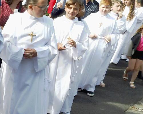 04 Juin 2017 Profession de Foi (69)