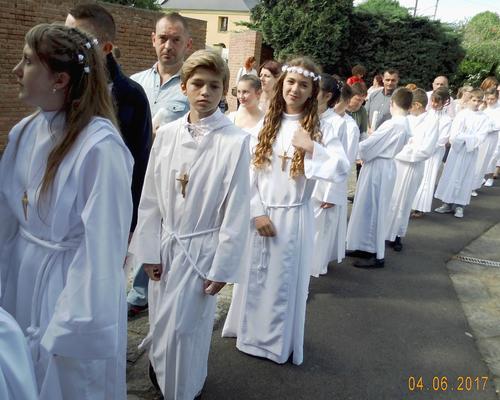 04 Juin 2017 Profession de Foi (90)
