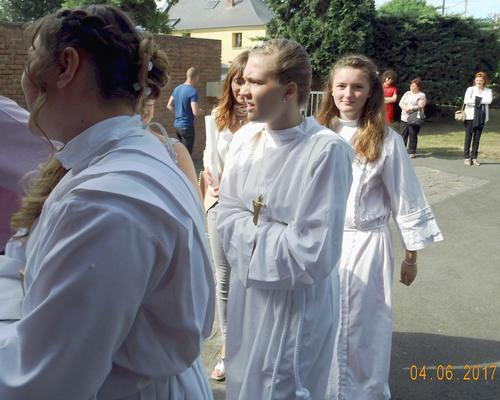 04 Juin 2017 Profession de Foi (104)
