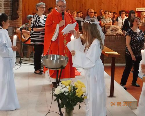 04 Juin 2017 Profession de Foi (154)
