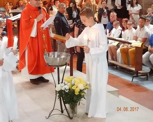 04 Juin 2017 Profession de Foi (157)