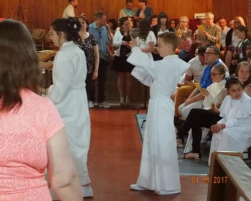 04 Juin 2017 Profession de Foi (225)