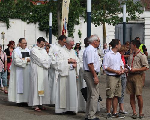 1706_Procession 4