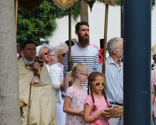 1706_Procession 5