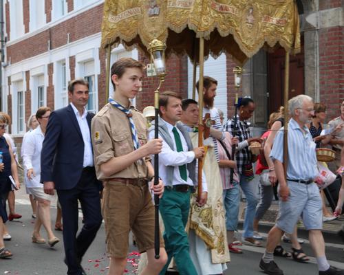 1706_Procession 12