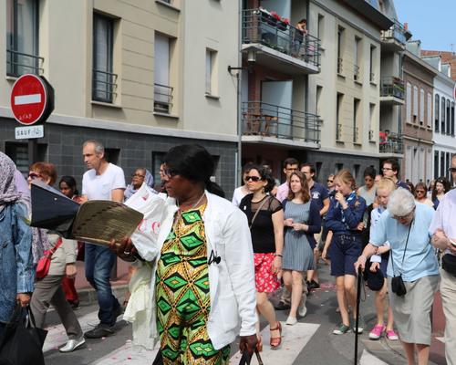 1706_Procession 23