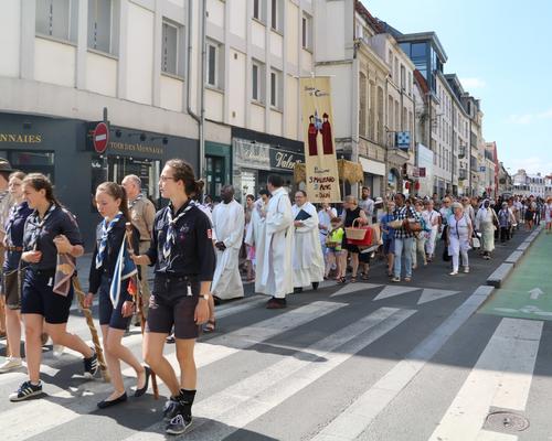 1706_Procession 39