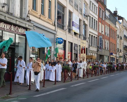 1706_Procession 48